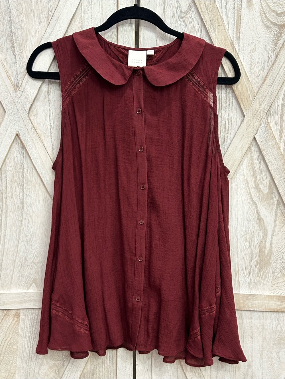 LC Lauren Conrad Sleeveless Button-Front Blouse in Burgundy